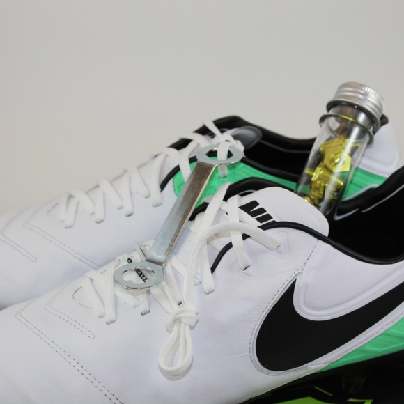 Nike Tiempo Legend VI SG-Pro AC Soccer Cleats - Picture 2 of 8